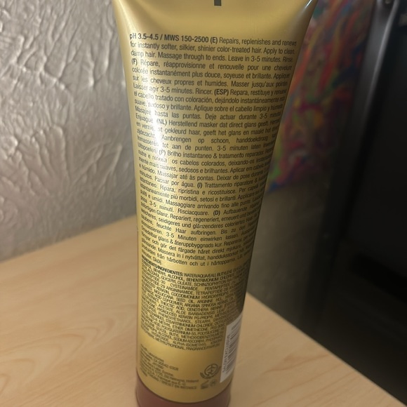 Joico k pak color therapy shine and protect spray and shine treatment - Picture 2 of 4